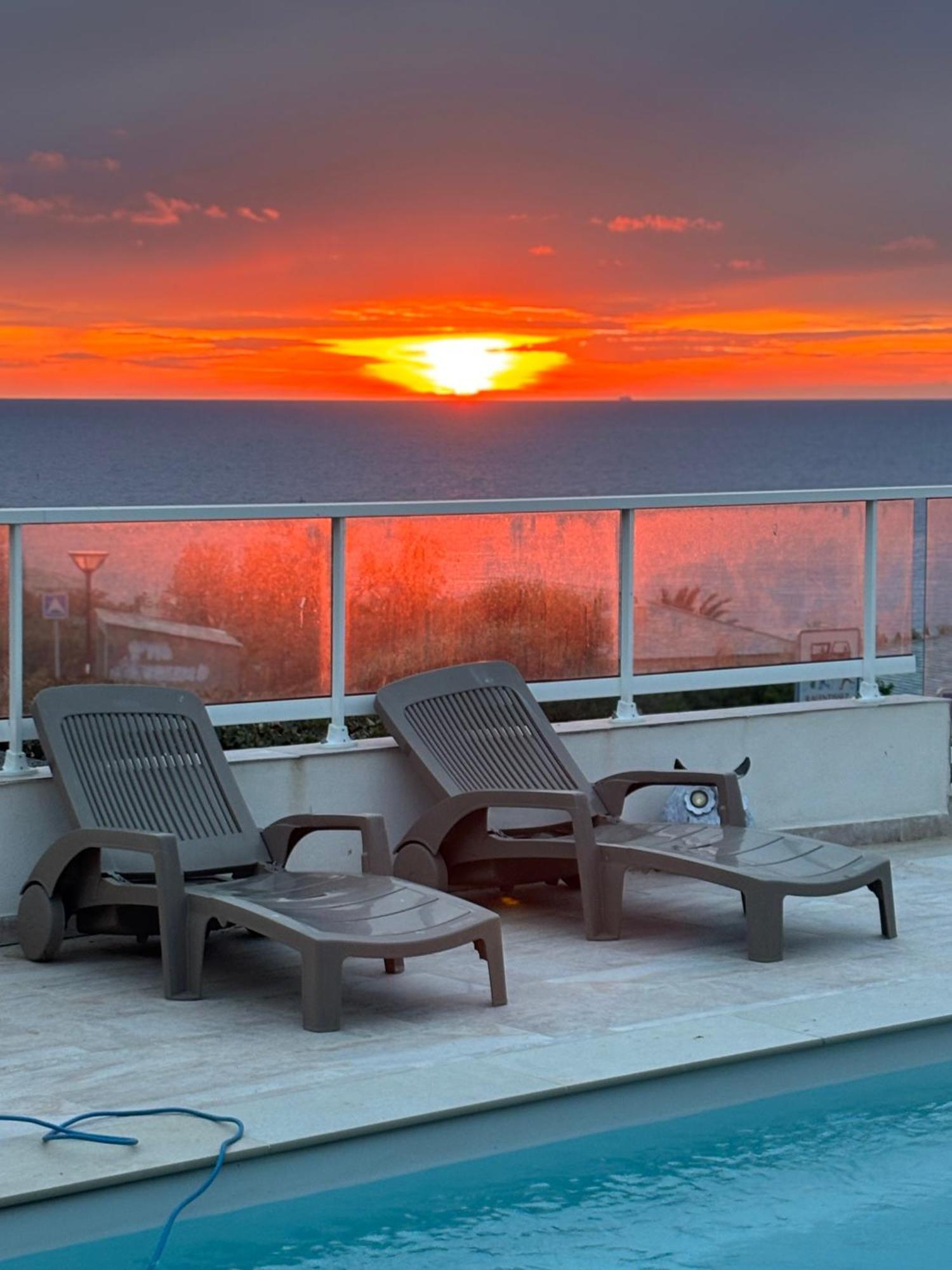 La Giraglia Villa Сентури Екстериор снимка